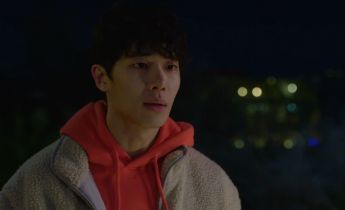 Ты заставляешь меня танцевать лакорн 8 серия